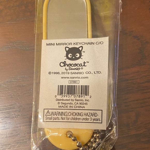 Sanrio Chococat Yellow Keychain - Picture 3 of 4